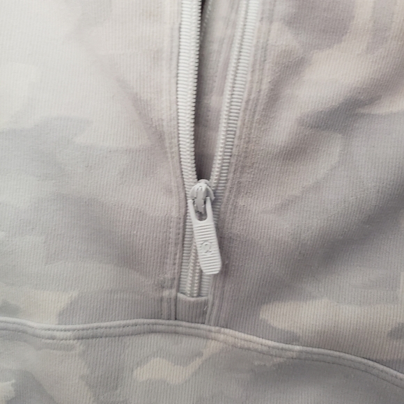 Lululemon Crop Long Sleeve - Picture 3 of 5